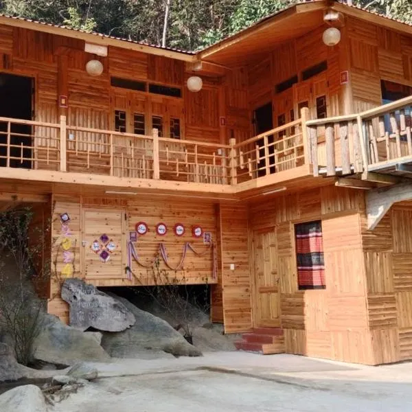 Higland Homestay Bac Ha，位于Nam Liên的酒店