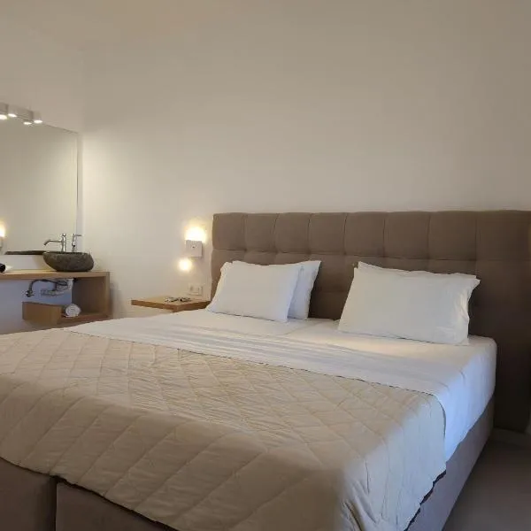 Boomerang Sea View Accommodation，位于普莱诺斯的酒店