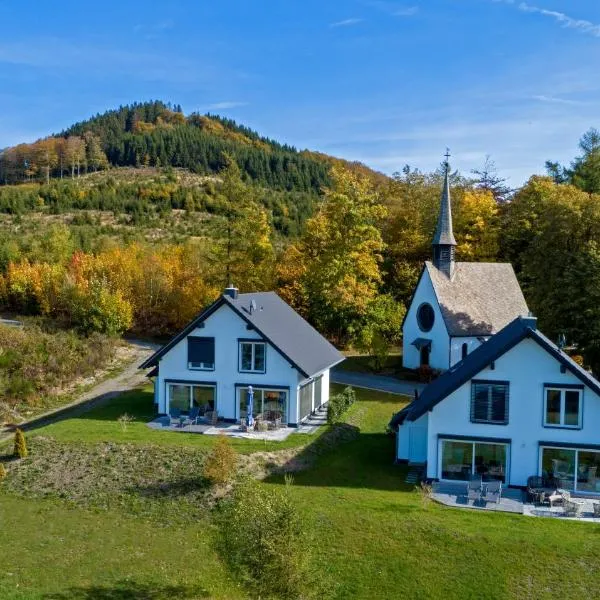 Ferienhäuser Hoher Knochen mit Sauna，位于施马伦贝格的酒店