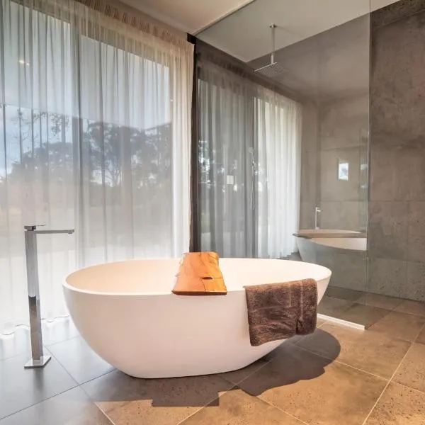 Dale View Luxury Accommodation，位于Glenaroua的酒店