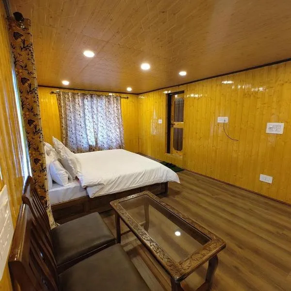 Seven Star Resort Pahalgam Operated By Zaara Resorts，位于Batakūt的酒店