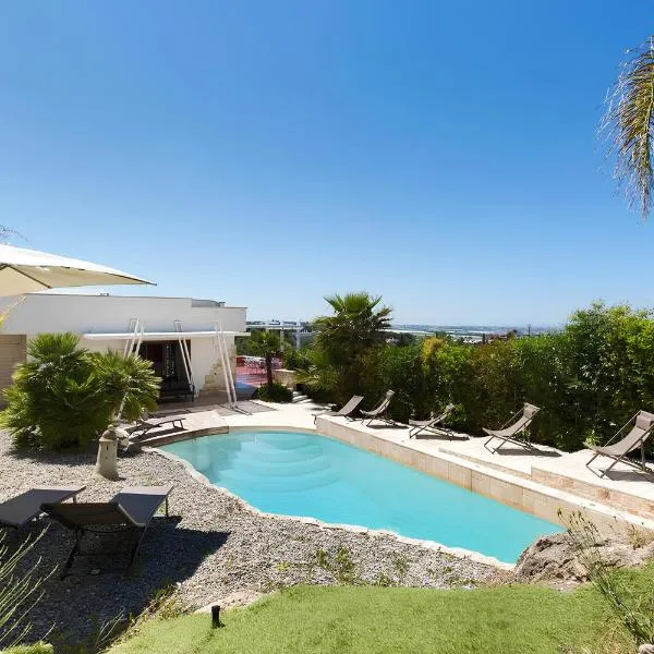 Villa Iside，位于孔韦尔萨诺的酒店