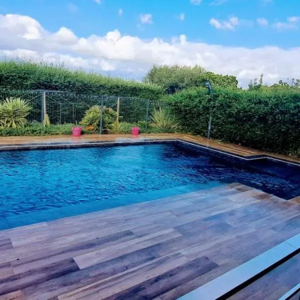 Maison de vacances avec piscine proche mer et montagne，位于吉索纳恰的酒店