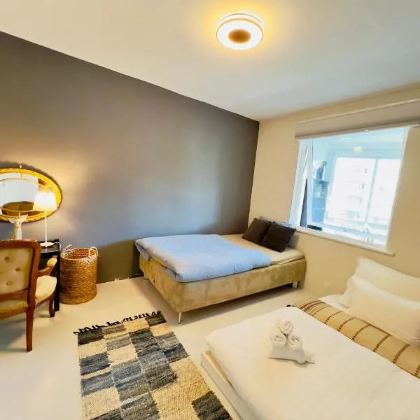 Luxury Service Apartment by Chanya，位于西维克的酒店