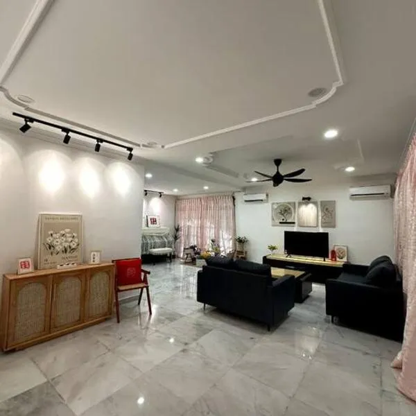 Cozy 2StoreyHome 5Room11Pax@ChaiLengPark，位于北赖的酒店