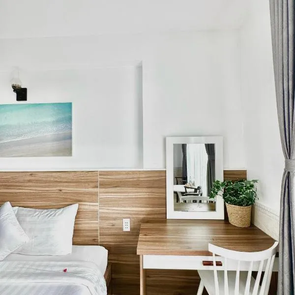 Tuấn Ninh Hotel I，位于昆岛的酒店