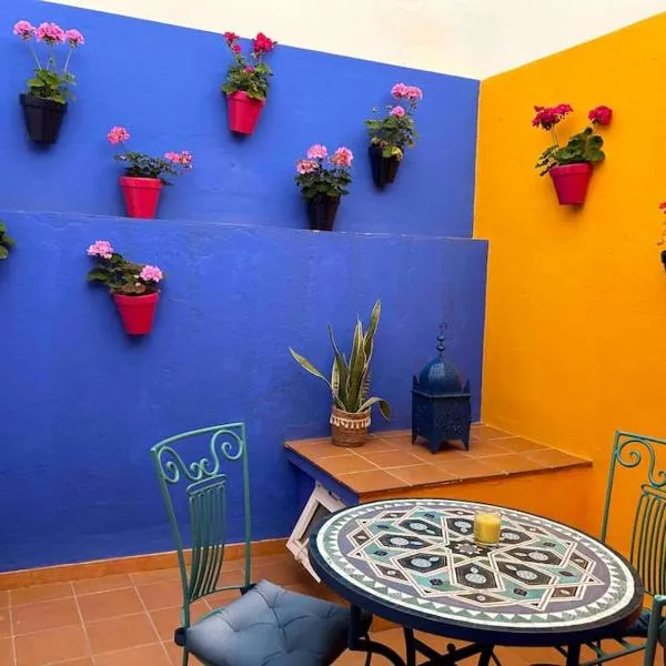 Picasso - Spacious Apartment in Old Town Nerja，位于内尔哈的酒店