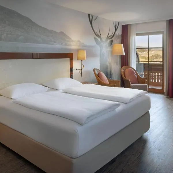 Arabella Jagdhof Resort am Fuschlsee, a Tribute Portfolio Hotel，位于湖滨福煦的酒店