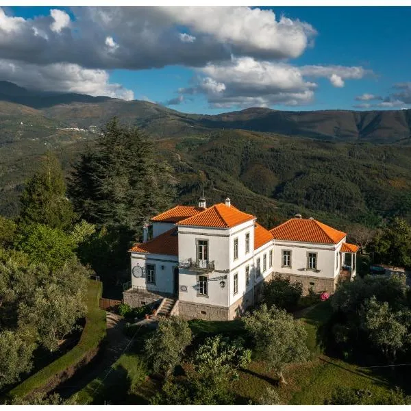 Alojamento Estrela Cottage，位于Torrozelo的酒店