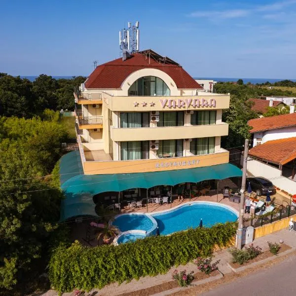 瓦尔瓦拉酒店，位于Izgrev的酒店