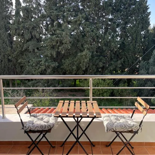 Calm Haven 2024，位于伊利索斯的酒店