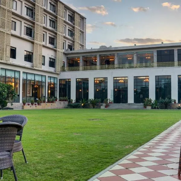 The Greenwood, Tezpur，位于Tezpur的酒店