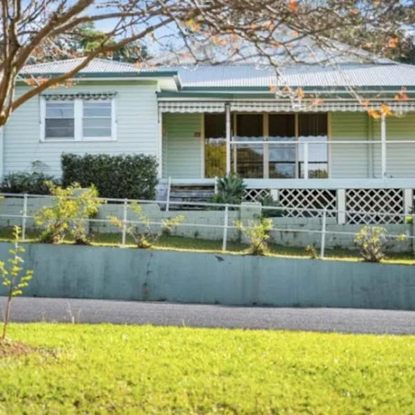 Coffs Pit Stop - 1 Bedroom CBD，位于科夫斯港的酒店