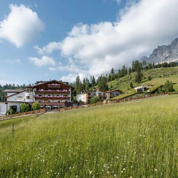 Moseralm Dolomiti Spa Resort，位于维哥迪法萨的酒店
