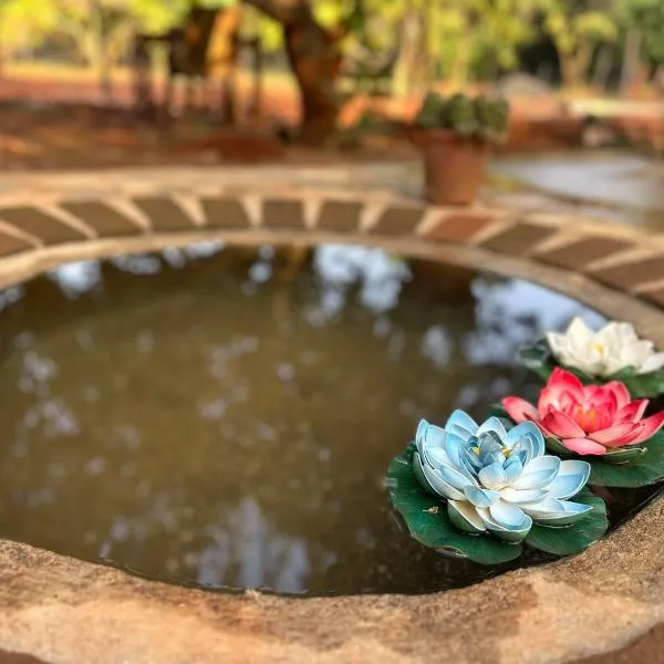 Lotus Garden - Near Matrimandir Center Auroville，位于Vānūr的酒店