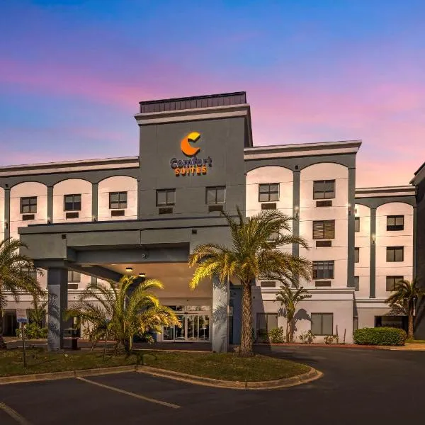 Comfort Suites West Jacksonville，位于杰克逊维尔的酒店
