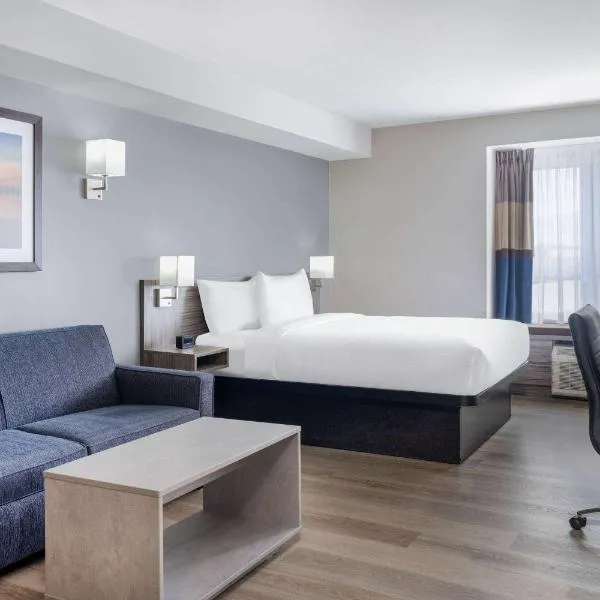 Microtel Inn & Suites by Wyndham Kanata Ottawa West，位于Stittsville的酒店