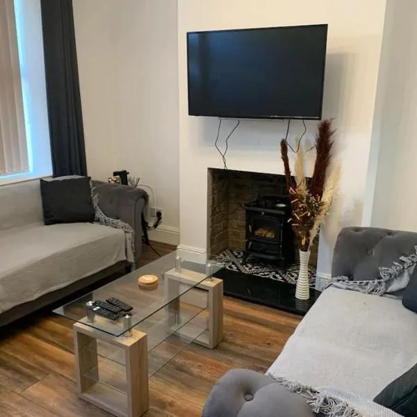 Urba Luxury 3 Bed Stays Sheffield Central，位于德朗菲尔德的酒店