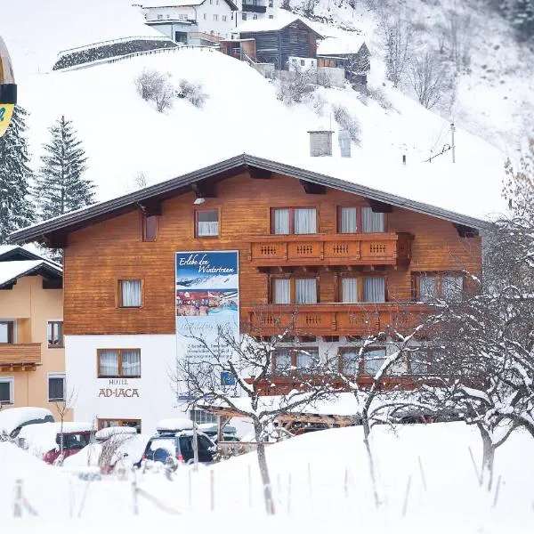 拉卡酒店，位于湖城的酒店