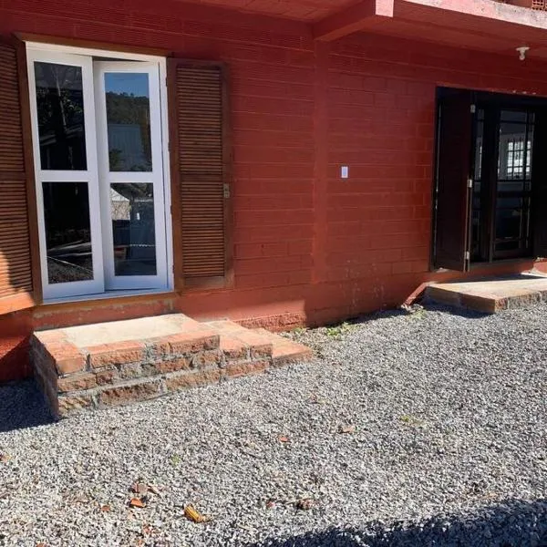 Apartamento em Gramado 2，位于格拉玛多的酒店