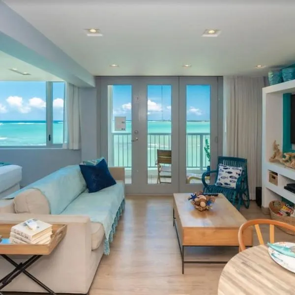 Enchanted Honeymoon Isla Verde Beachfront，位于圣胡安的酒店