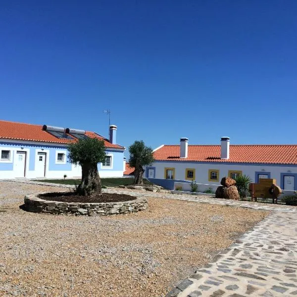 Casas de Miróbriga，位于圣安德烈的酒店