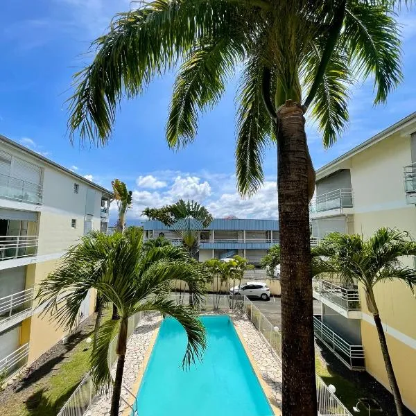 Appartement cosy en ville，位于拜马欧的酒店