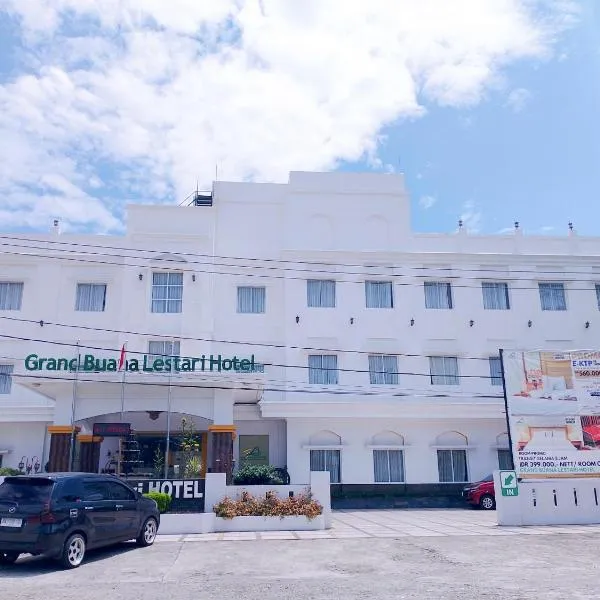 Grand Buana Lestari Hotel，位于Lubukalung的酒店