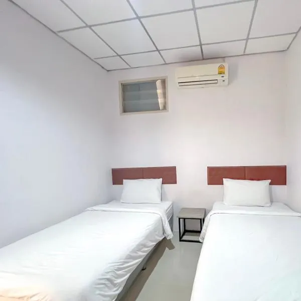 The Room Relax，位于Ban Huai Pong的酒店