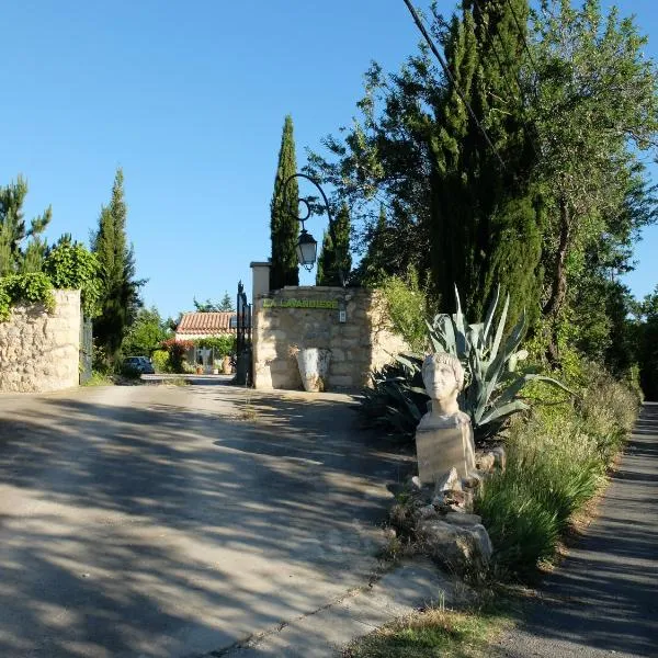 LA LAVANDIERE，位于佩里阿克海的酒店