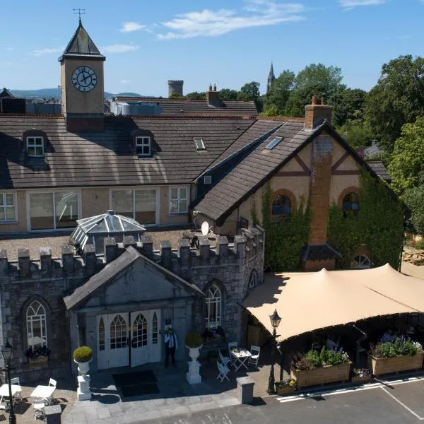 Abbey Court，位于Ballinderry的酒店