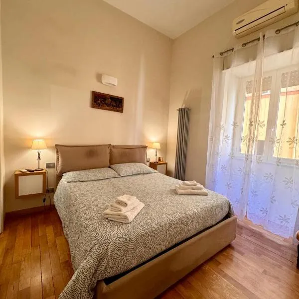 Luisa Apartments，位于那不勒斯的酒店