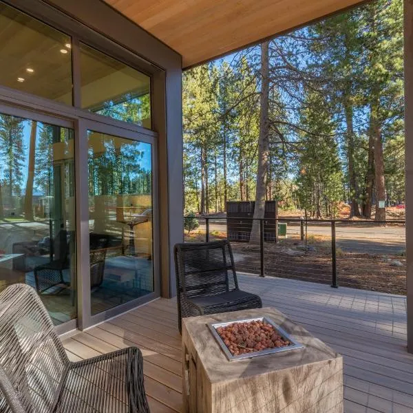 Village Camp Truckee，位于特拉基的酒店