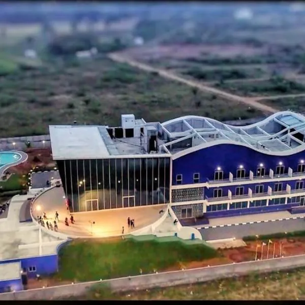 Silver Stone Park Resort, Kovilpatti，位于Kovilpatti的酒店