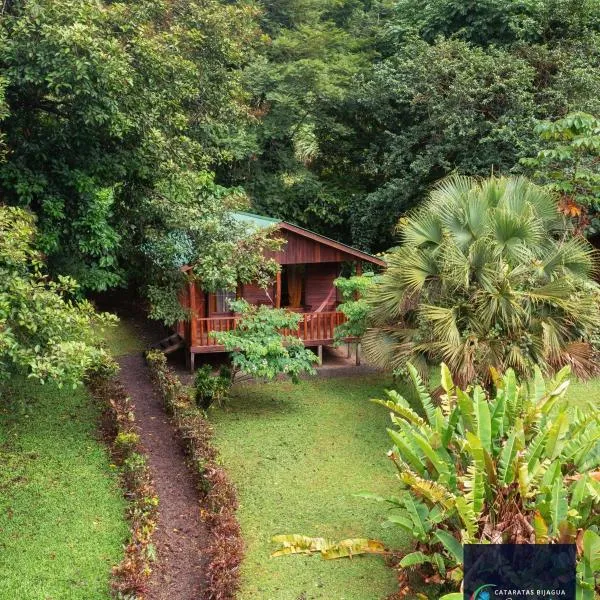 Cataratas Bijagua Lodge, incluye tour autoguiado Bijagua Waterfalls Hike，位于Giganta的酒店
