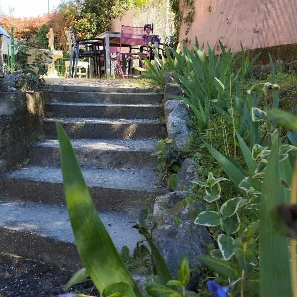 Appartement Noméo，位于Saint-Privat-des-Vieux的酒店