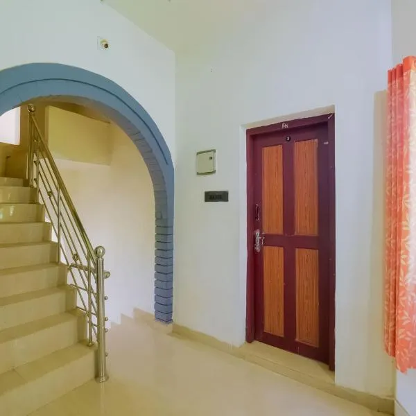 OYO Flagship Aiswarya Residency，位于塔里约德的酒店