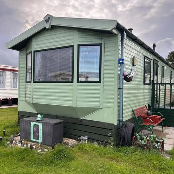 Red Lion Caravan Park, Arbroath，位于Friockheim的酒店