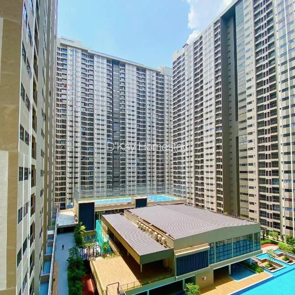 Pool View Suites with Rooftop Pool at Youth City Nilai by D'KAY HOMES, near USIM KLIA，位于汝来的酒店
