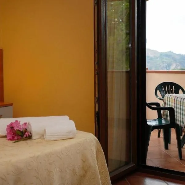 B&B Fort Apache，位于Monforte San Giorgio的酒店