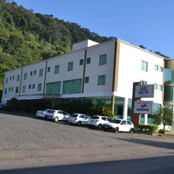 Hotel e Restaurante Bordignon，位于Lacerdópolis的酒店