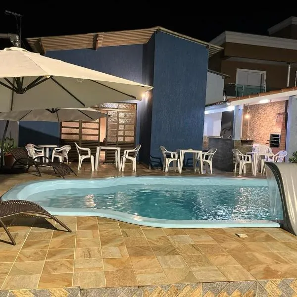 Casa com piscina Guarujá Praia Pernambuco,Mar Casado，位于瓜鲁雅的酒店