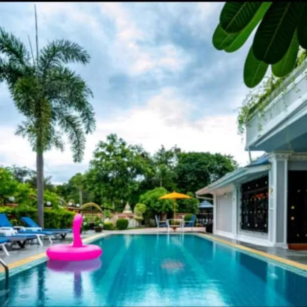 Golden Golf Garden Pool Villa，位于班怀雅的酒店