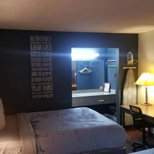 osu 2 Queen Beds Hotel Room 117 Wi-Fi，位于斯蒂尔沃特的酒店