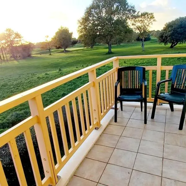 3 pièces proche plage commerces et golf，位于波尔尼克的酒店