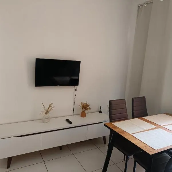 Ap 101 Aconchegante e Moderno com 3 quartos, sendo 1 suíte，位于特雷西纳的酒店