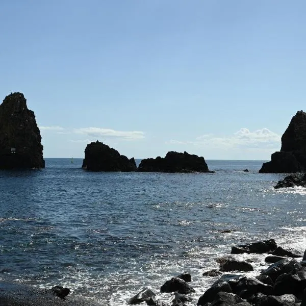 Perla Marina Acitrezza，位于阿茨特雷扎的酒店