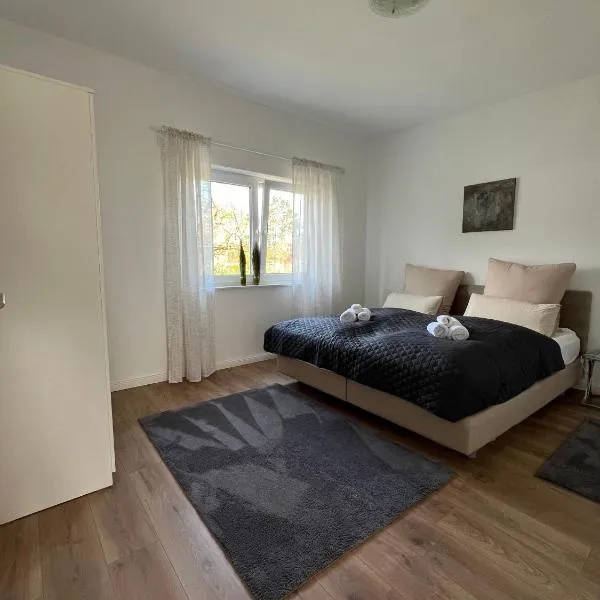 HOME OF VACATION - Ferienhaus bei Celle nähe Hannover - FREE WIFI & Netflix，位于Ramlingen的酒店