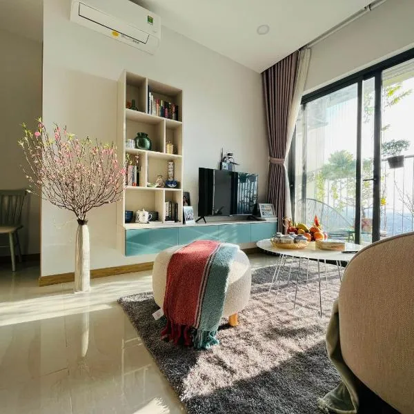 Livahome - BEE Lux homestay Di An，位于土龙木市的酒店