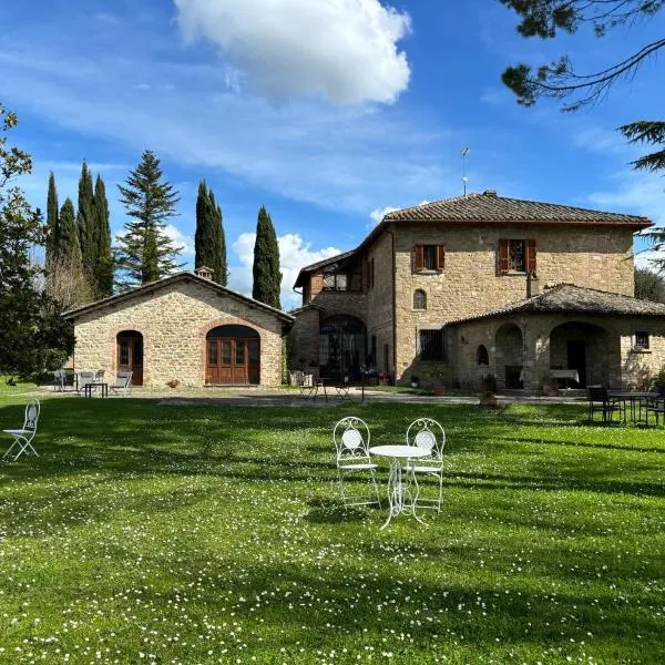 Villa Egle，位于特拉西梅诺湖畔帕西尼亚诺的酒店